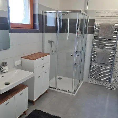 Holiday home Eliska Hrdlicka, U Prahy Cim